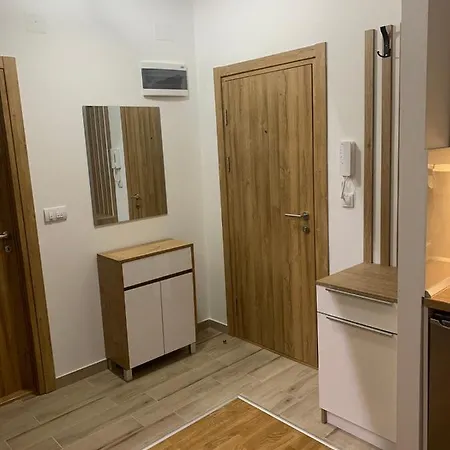 Iks-m & Apartament *
